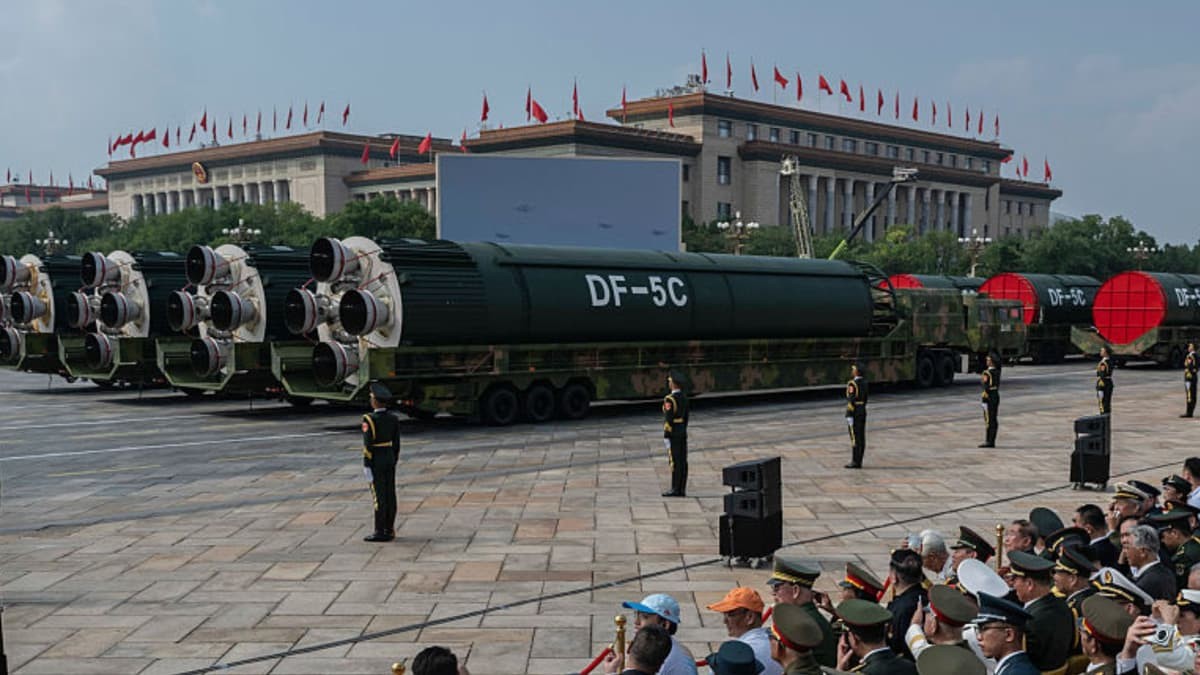 東風-5C對抗「颱風」：中美飛彈競逐的戰略格局